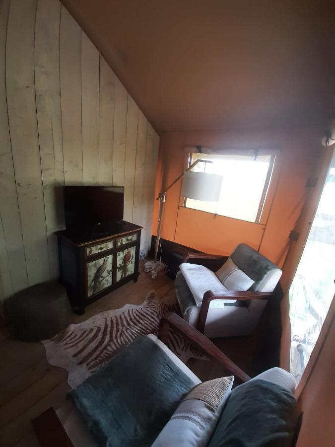 Glamour Glamping At Little Beach Jabbeke  Exterior photo